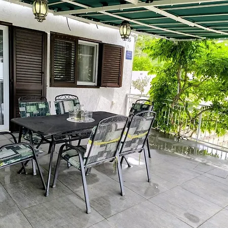 Snjezana Apartman *